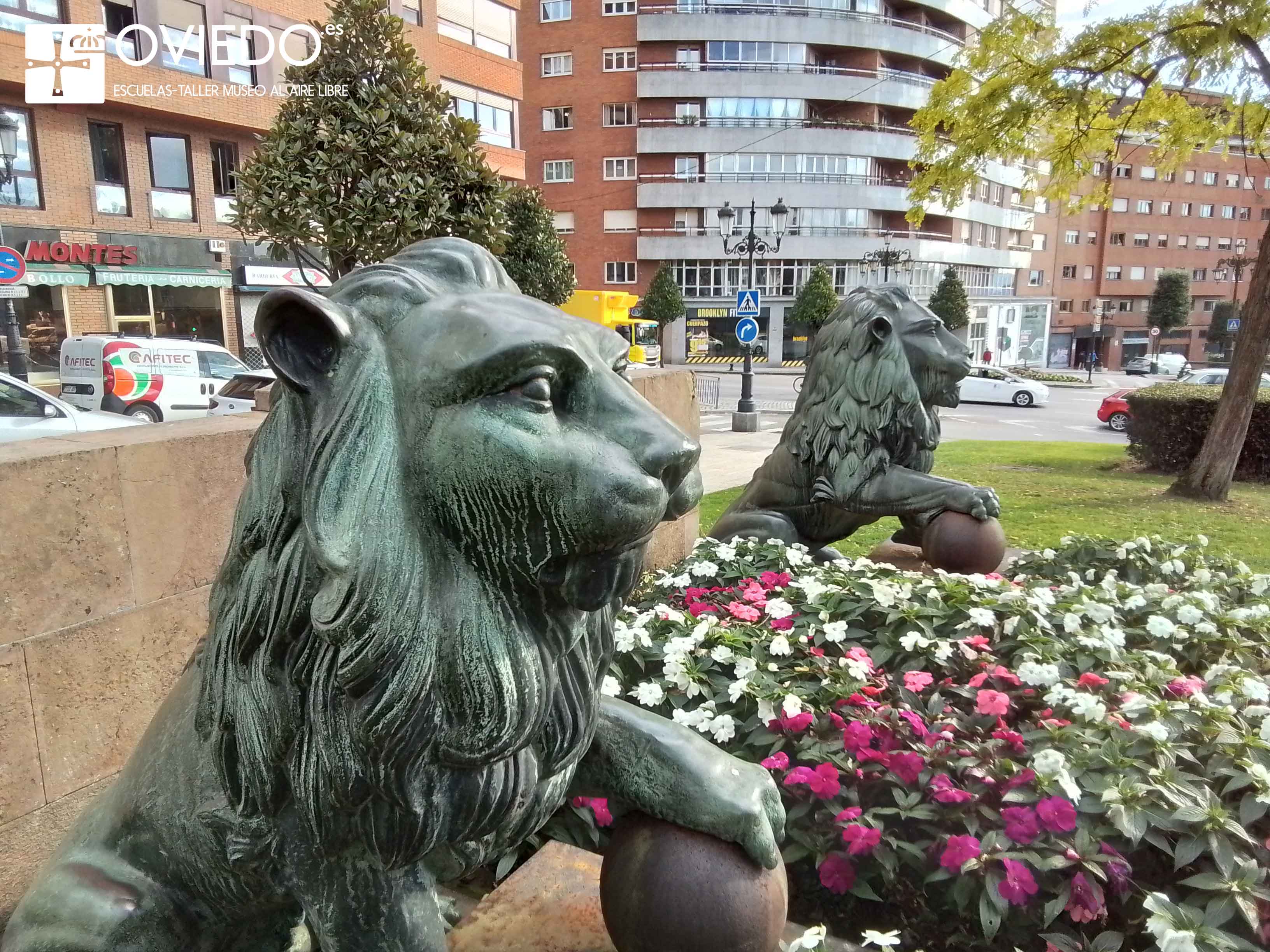 Escultura Leones